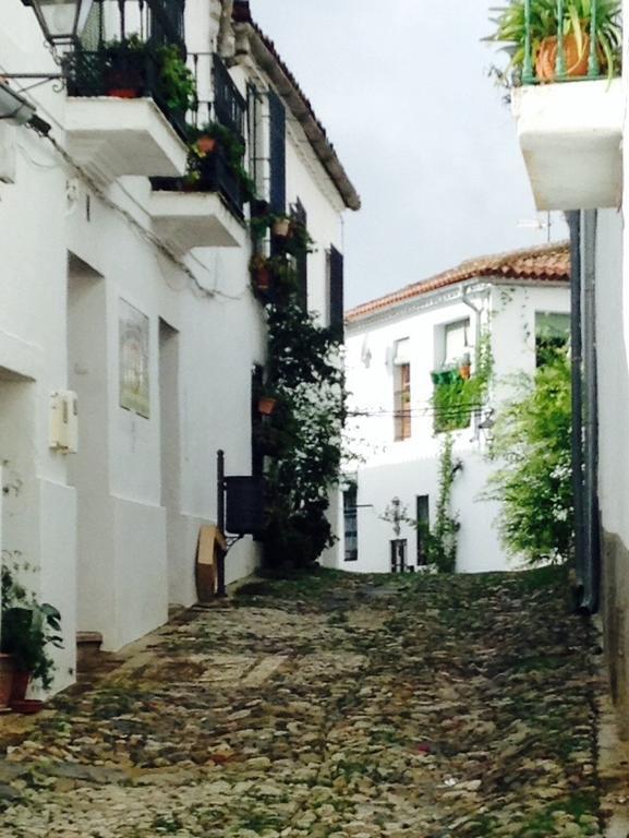 La Cantarera Linares de la Sierra Buitenkant foto