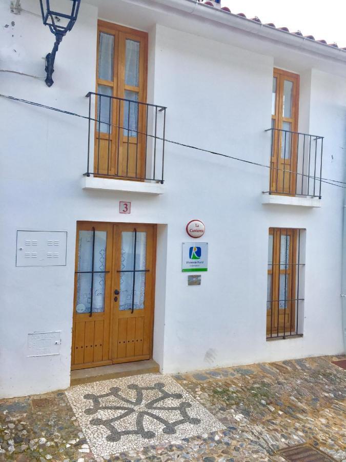 La Cantarera Linares de la Sierra Buitenkant foto